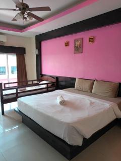 New Lavender Hotel Patong - Patong Beach - 9