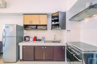 Homey and Warm 1BR Apartment at Ambassade Residence By Travelio - Jakarta - 4