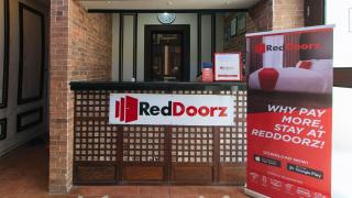 RedDoorz at Isabelita Hotel Tuguegarao City - Tuguegarao - 2