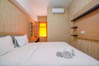 Comfortable and Lovely 2BR Apartment at Springlake Summarecon By Travelio - Bekasi - 0