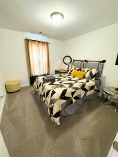 Ranch Home! Near UNCC, Medieval, Pavilion & Uptown - 1