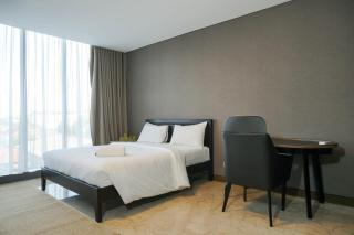 Luxurious 1BR at L'Avenue Apartment near Sampoerna Universitas By Travelio - Jakarta - 0