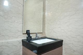Luxurious 1BR at L'Avenue Apartment near Sampoerna Universitas By Travelio - Jakarta - 1