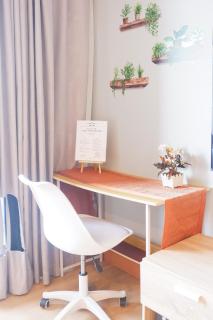 Condo in Makati with Fast WiFi, Free Pool, Netflix and Own Balcony - Manila - 9