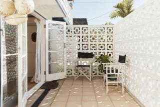 BAY PROPERTIES . The Sailors Bungalow - Yamba - 3