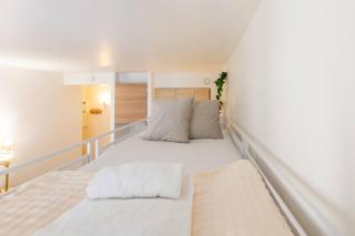 Amazing stylish studio, well located near metro, Bastille neighborhood - 3