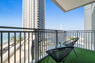1BR Waterfront Apartment at 5242 Tower 2 - Dubai - 0