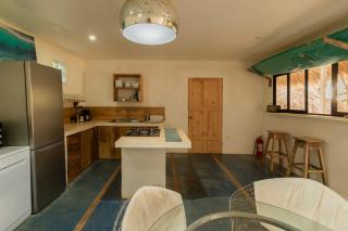 La Sana Surf Hotel, New management, Few mn drive to the beach - Santa Teresa Beach - 3