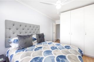 1 Bedroomed Serendipity Cottage West Beach, Cape Town - 3