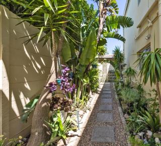1 Bedroomed Serendipity Cottage West Beach, Cape Town - Cape Town - 8