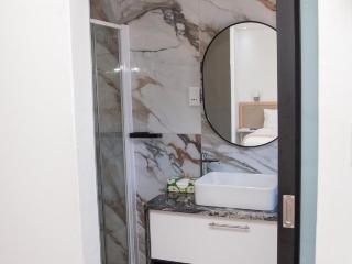 Joas Sanctuary Bed and Breakfast - Windhoek - 6