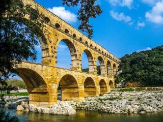 Superbe 2 pièce centre historique - Nimes - 1