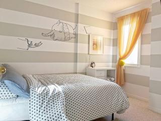 LakePark Artsy 3 bedroom Townhouse 1 Parking - Toronto - 6