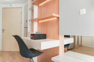 Modern Studio with City View Amethyst Apartment By Travelio - Jacarta - 6