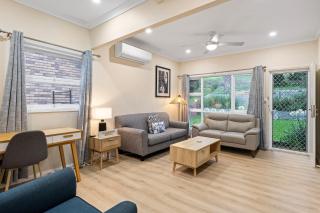 Classic Coastal Charm - Budgewoi - 6