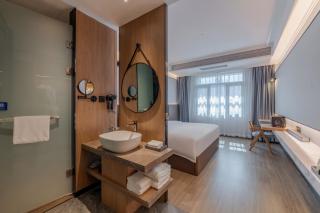 Luyue Hotel Movie Hotel Huaqiangbei Convention and Exhibition Center Branch - 4