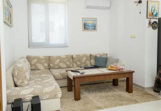 Balchik Sea View Escape 5BR Luxury with Hot Tub & Free Parking - 0