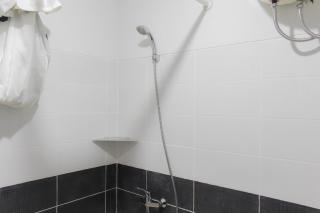 Cozy Living 1BR Apartment at Scientia Residences By Travelio - 1