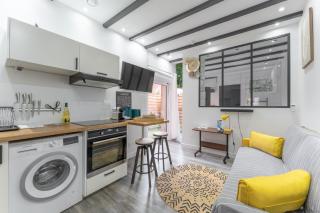 Le Petit Enclos - Appt climatisé parking privé - Vaulx-en-Velin - 0