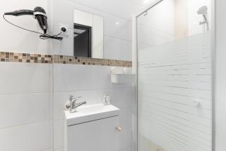 Le Petit Enclos - Appt climatisé parking privé - Vaulx-en-Velin - 6