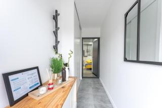 Le Petit Enclos - Appt climatisé parking privé - Vaulx-en-Velin - 4