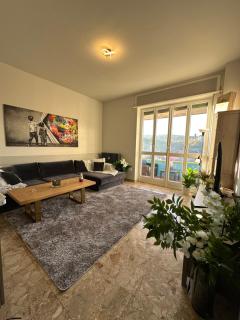 Affordable 3 roms appartment with special price summer 2025 - 0