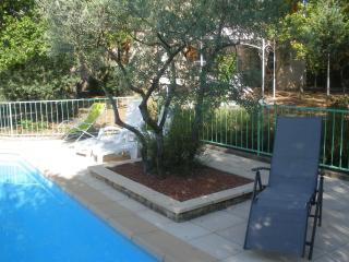 Spacious villa on two levels - Cabrières-dʼAvignon - 3