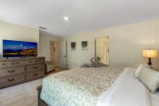 Stunning And Spacious 5 Bedroom Villa Near Disney - 3