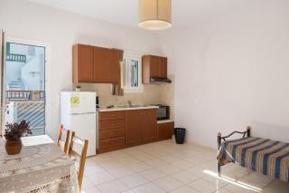 Katerina Irida Kythnos - 7