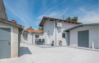 Cozy Apartment In Micetici With Wifi - Ladrovići - 8