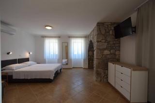 Apartments Insula Insule - Skrbčići - 3