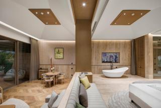 Regnum The Crown - Belek - 1