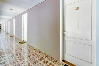 Grand Hills Hotel Near Ketapang Banyuwangi Mitra RedDoorz - Sebani - 7