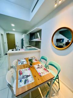 Mcity Deluxe Duplex at Jalan Ampang - Kuala Lumpur - 0
