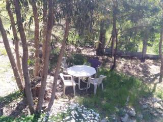 Purple House - corner spa, views and wildlife - Hepburn Springs - 4