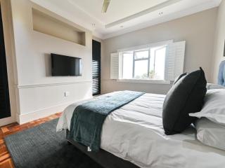 6 Selwyn Court - Beach Front - 1