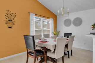 Fabulous Three-Bedroom Villa - Privacy South Facing Pool - Davenport - 1