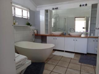 Alwynskop Guest house - - 2