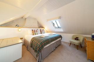 Barometer Cottage - 1