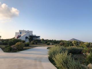 Eliza & Mike's Villas Paros - Kampos Paros - 2