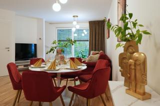 Stay in style at "Carl's Design Residences" - Modern design meets green comfort l free parking & great connection to city center - 9