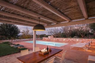 TD Lamiamola Stylish Trulli & Lamie with Pool - 4