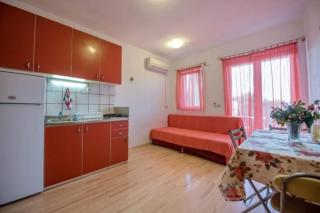 Ferienwohnung in Luka mit Meerblick, Terrasse, Klimaanlage, W-LAN 4659-1 - Luka - 4