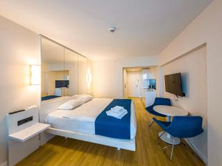 Awesome View Apartments - Batoemi - 3