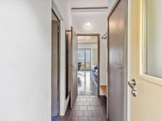 Apartment Egner- Apt-Caretta by Interhome - Muralto - 3