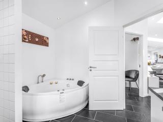 Holiday Home Laulu - 200m from the sea by Interhome - 5