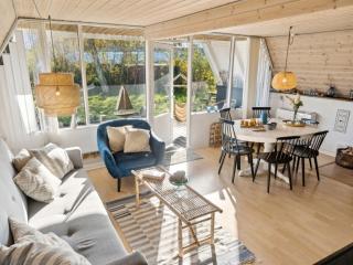 Holiday Home Edgar - 300m from the sea by Interhome - 9