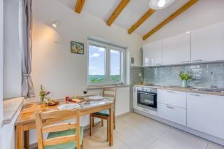 LOVOR - Enjoy Springtime in Nature & Explore Istria - Tinjan - 4