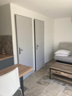 Studio neuf a la campagne a 10 minutes des plages de mediterranée - 4