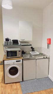 City Stay Studios 2 - Chesterton - 8